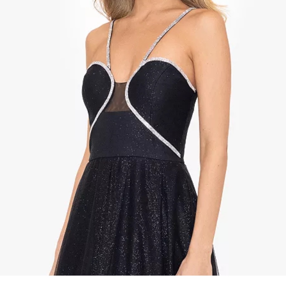 Elegant Black Evening Gown. Size 13